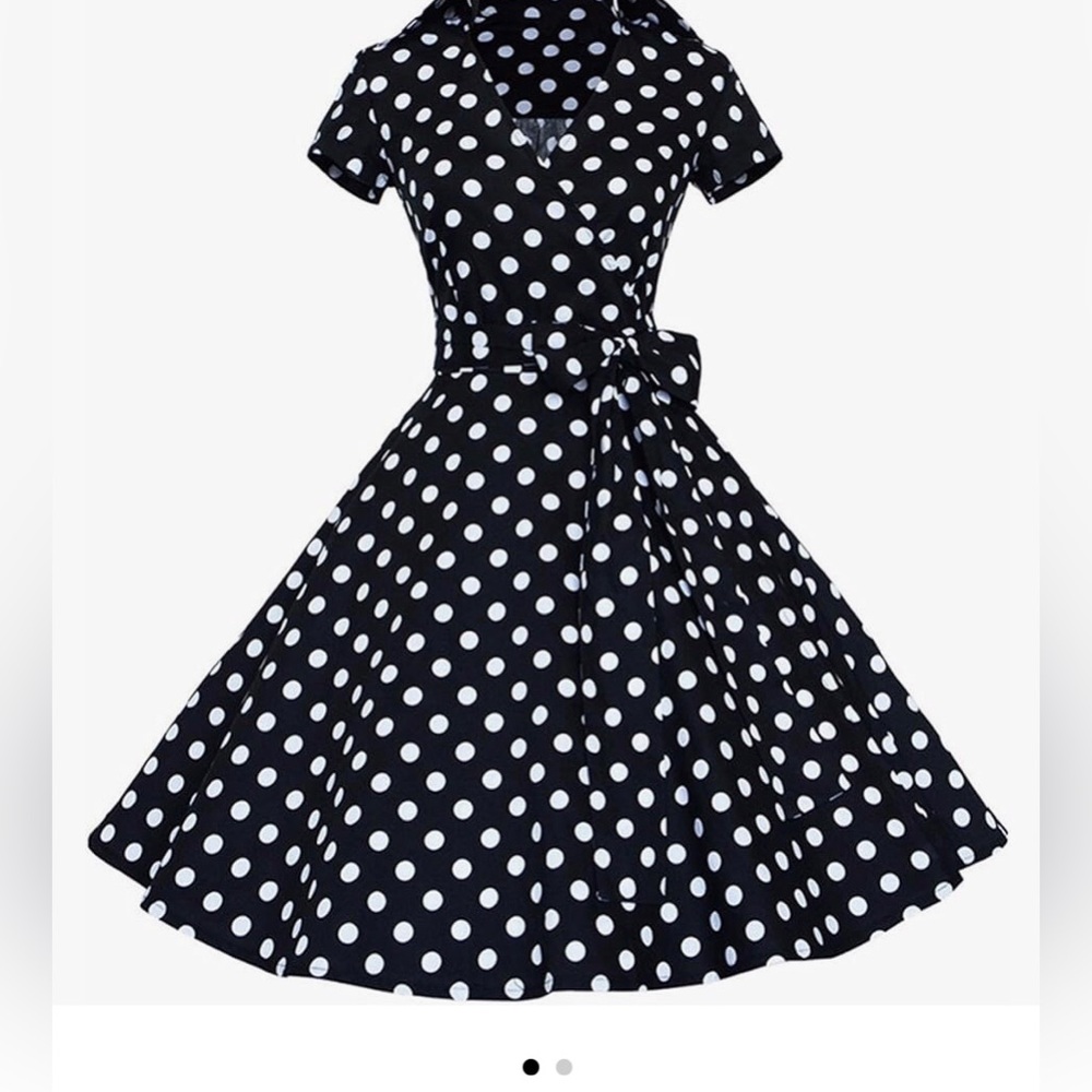 Black & White ‘50s Style Dress